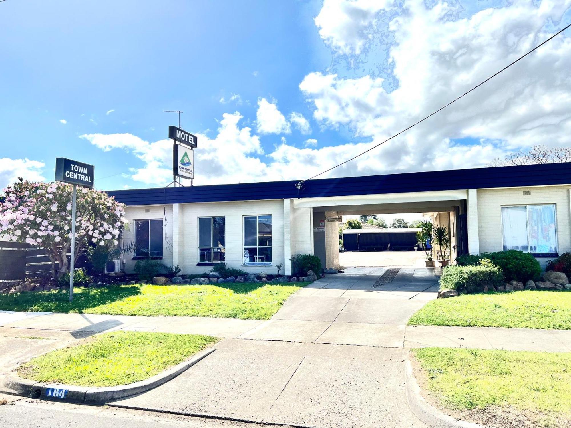 Bairnsdale Town Central Motel Exterior photo