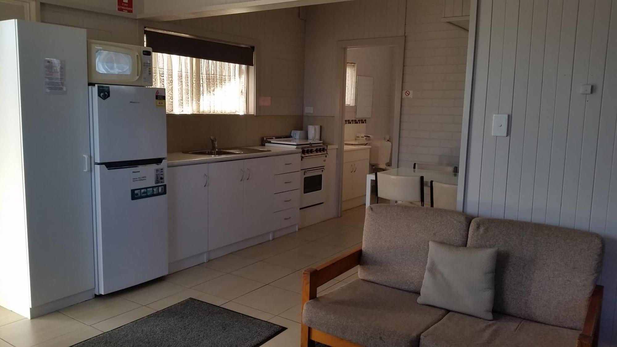 Bairnsdale Town Central Motel Room photo